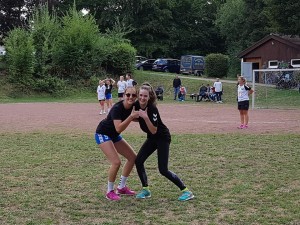 HSV: Deutschland-Tour und Mixed-Feldhandball-Sommerfest !